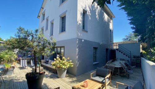Villa