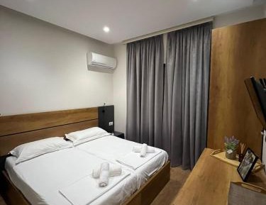 Deluxe Double or Twin Room with Balcony