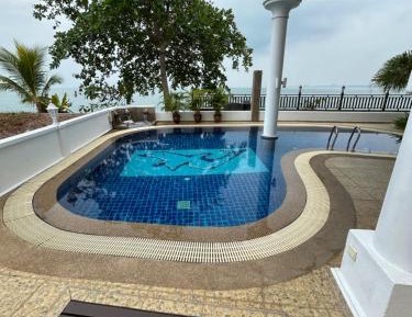 Villa with Sea View