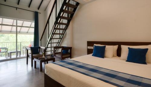 King Room with Pool View