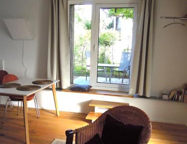 Apartment with Garden View