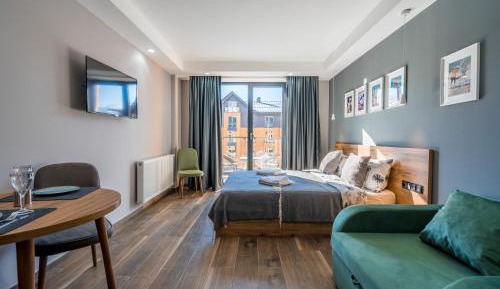Studio Apartment