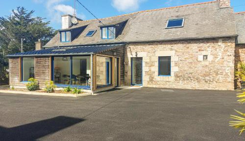 Four-Bedroom Holiday Home