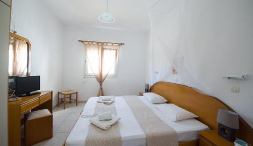 Apartment with Garden View