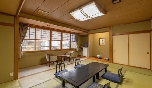 Japanese-Style Room