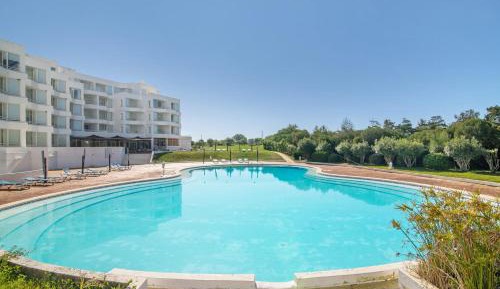 Superior One-Bedroom Apartment with Balcony