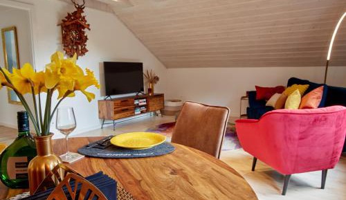 Superior One-Bedroom Apartment with Balcony