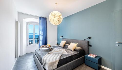 Superior One-Bedroom Apartment