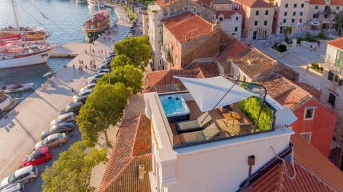 Deluxe Double Room with Sea View