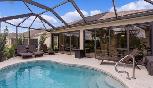 Three-Bedroom Holiday Home 