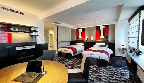 Premium Accessible Room - Non-Smoking