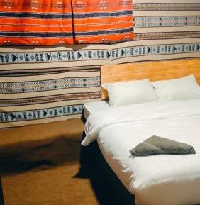 Twin Room with Shared Bathroom