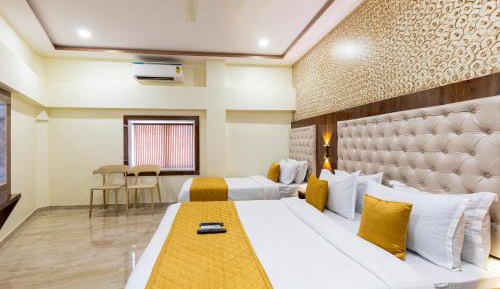 Luxury Triple Room