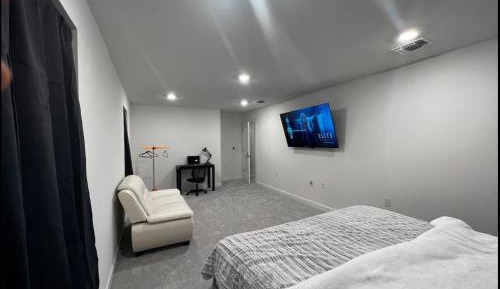 Standard King Room