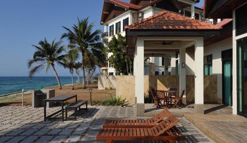 Villa - Beach Front