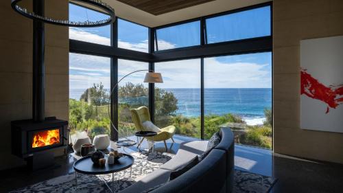 Three-Bedroom Holiday Home 