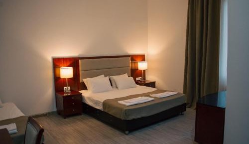 Comfort Triple Room with Shower