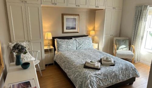 Deluxe Double Room with Shower
