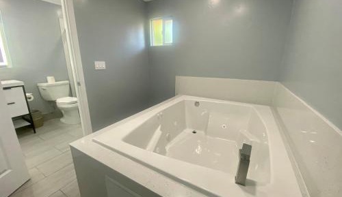 King Room with Hot Tub