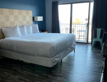 King Suite with Ocean View
