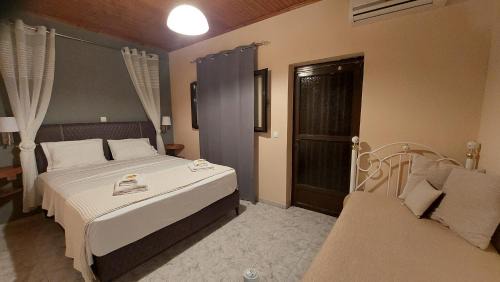 Two-Bedroom Apartment with Balcony and Sea View