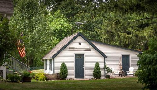 One-Bedroom House