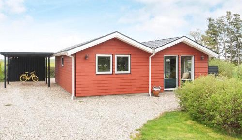 Two-Bedroom Holiday Home