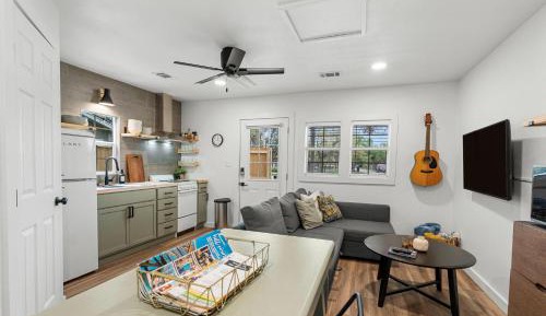 One-Bedroom House