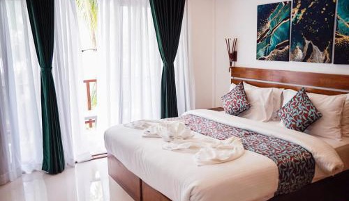 Deluxe Double or Twin Room with Balcony