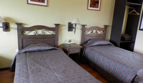 Deluxe Double Room with Shower