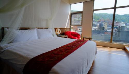 King Room with Mountain View