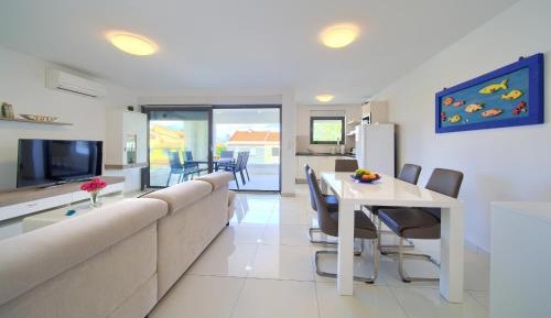 Luxury Apartment Aronia 1