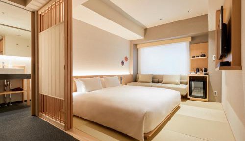 Corner King Room