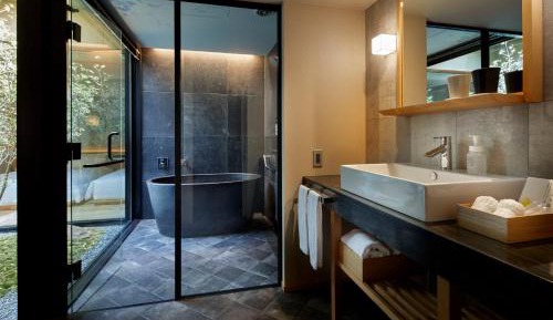 Premier Suite