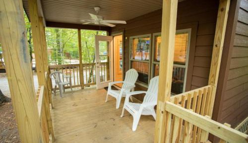 One-Bedroom Loft Cabin Premium