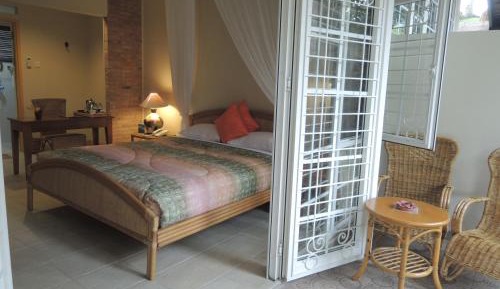 Honeymoon Suite