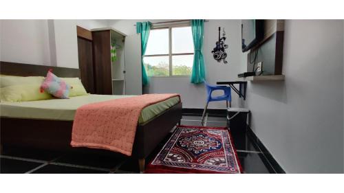 Standard Queen Room