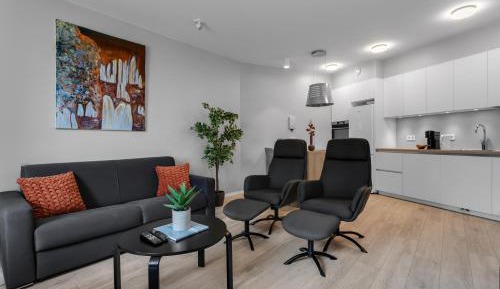 Deluxe Apartment
