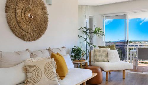 Deluxe Apartment