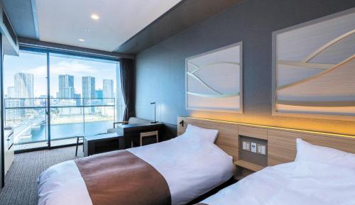 Premium Twin Room with View Bath - High Floor - Non-Smoking (2 people)