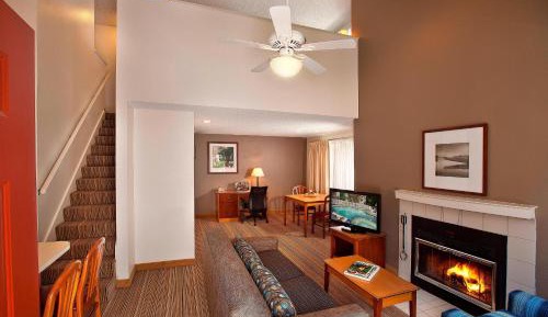 One-Bedroom Penthouse Suite with Fireplace