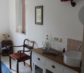 Single Room with Shared Bathroom