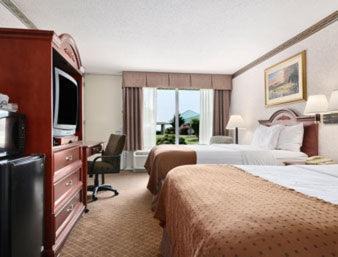 Double Room with Two Double Beds - Smoking