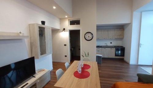 Deluxe Studio