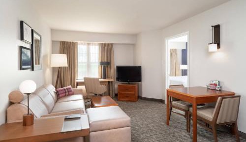 One-Bedroom Suite