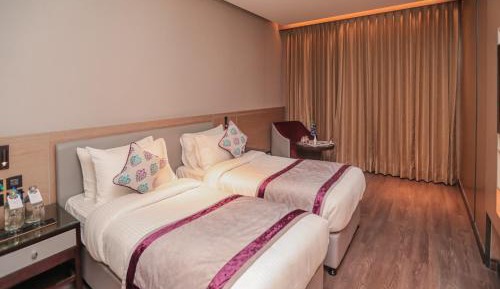 Superior Room - Pick and Drop-off To Golden Temple- Complimentary One Time .