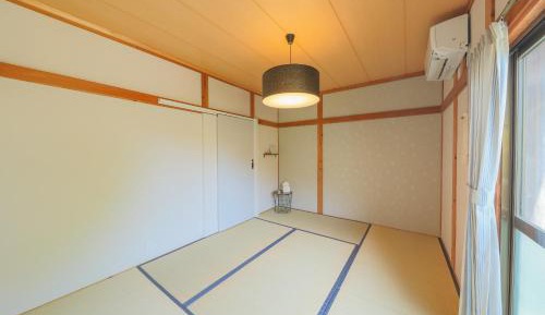 Japanese-Style Quadruple Room