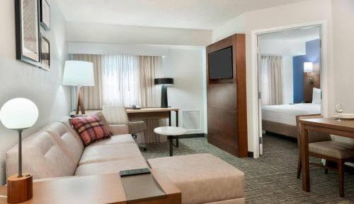 Queen Suite with Sofa Bed