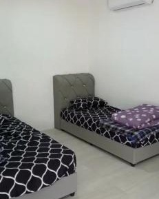 Standard Twin Room with Garden View