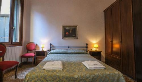 Triple Room with Shared Bathroom